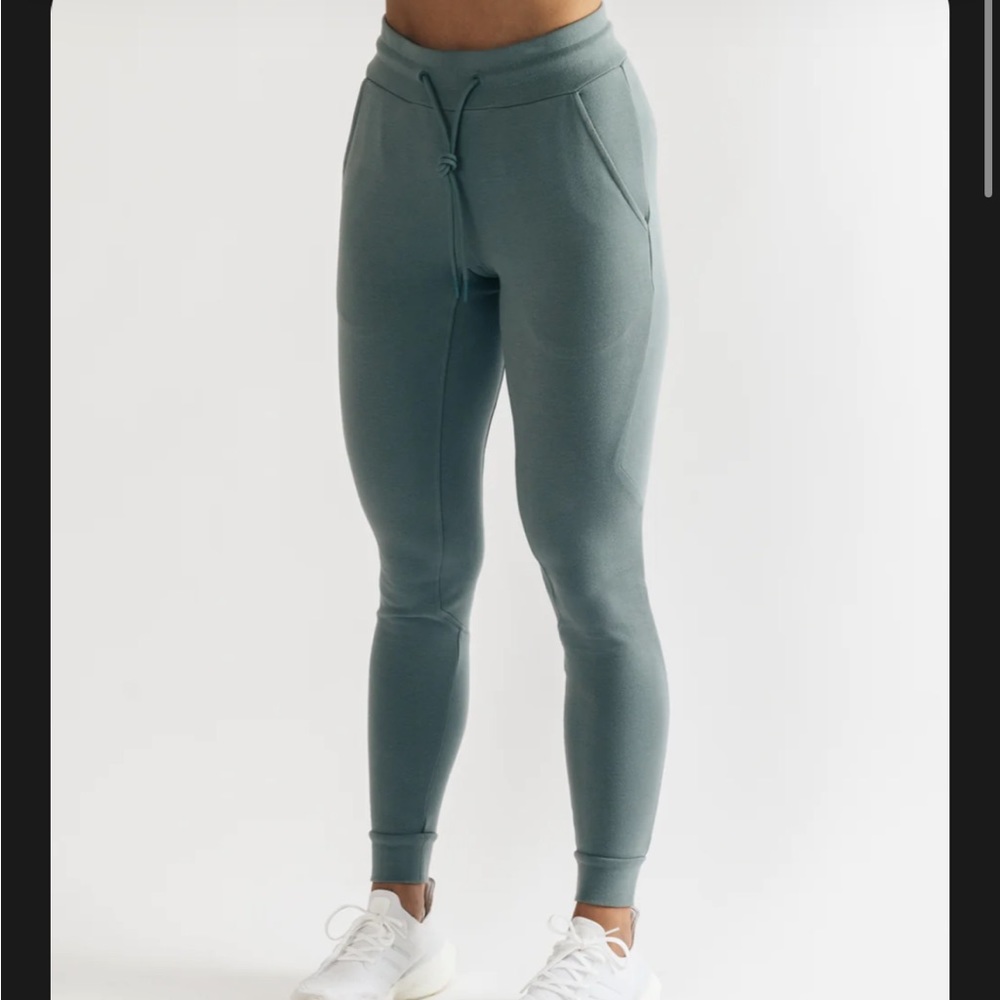 Womens Alphalete Identify Joggers